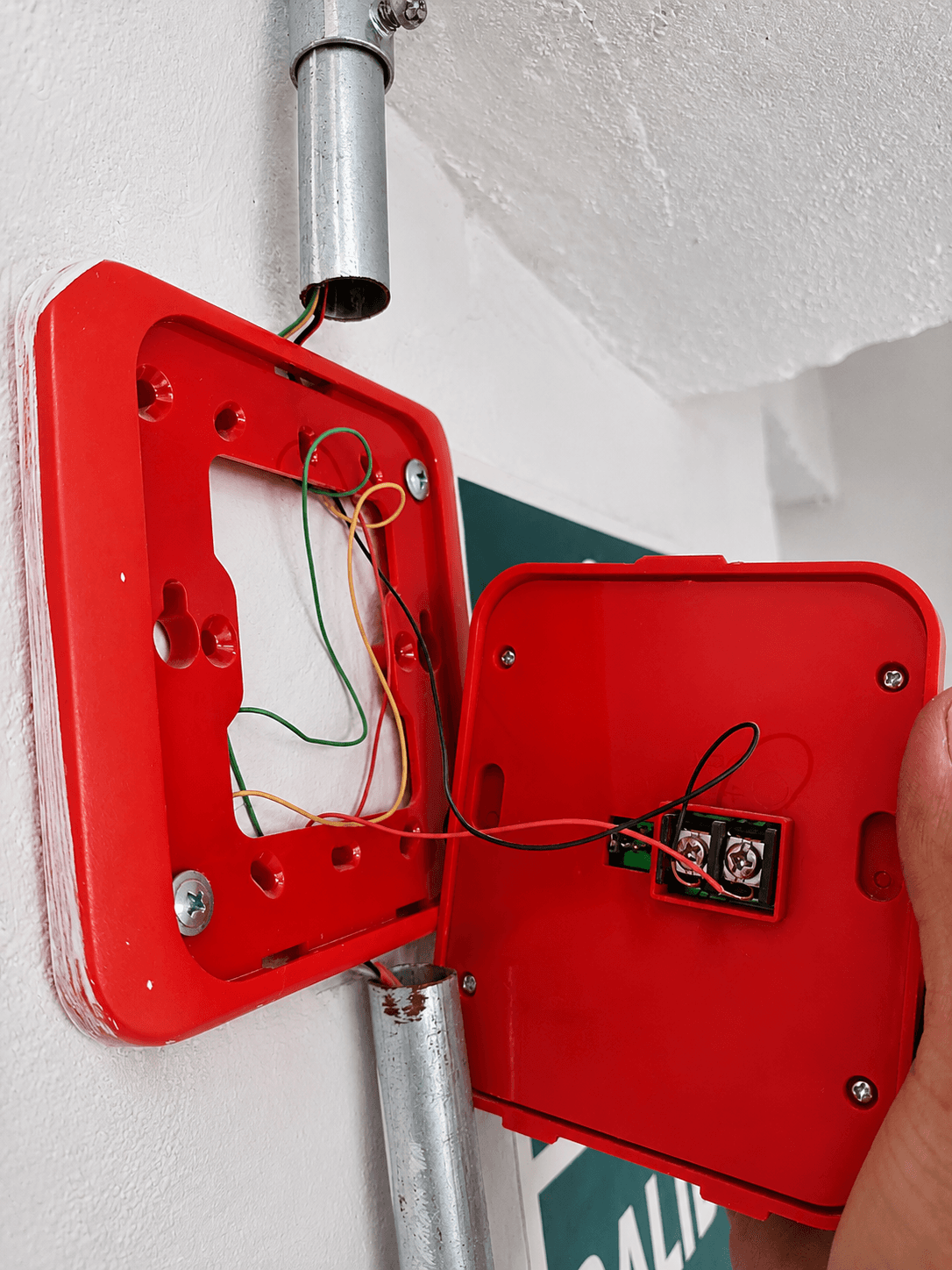 Servicios Eléctricos - Alarma Contra Incendios