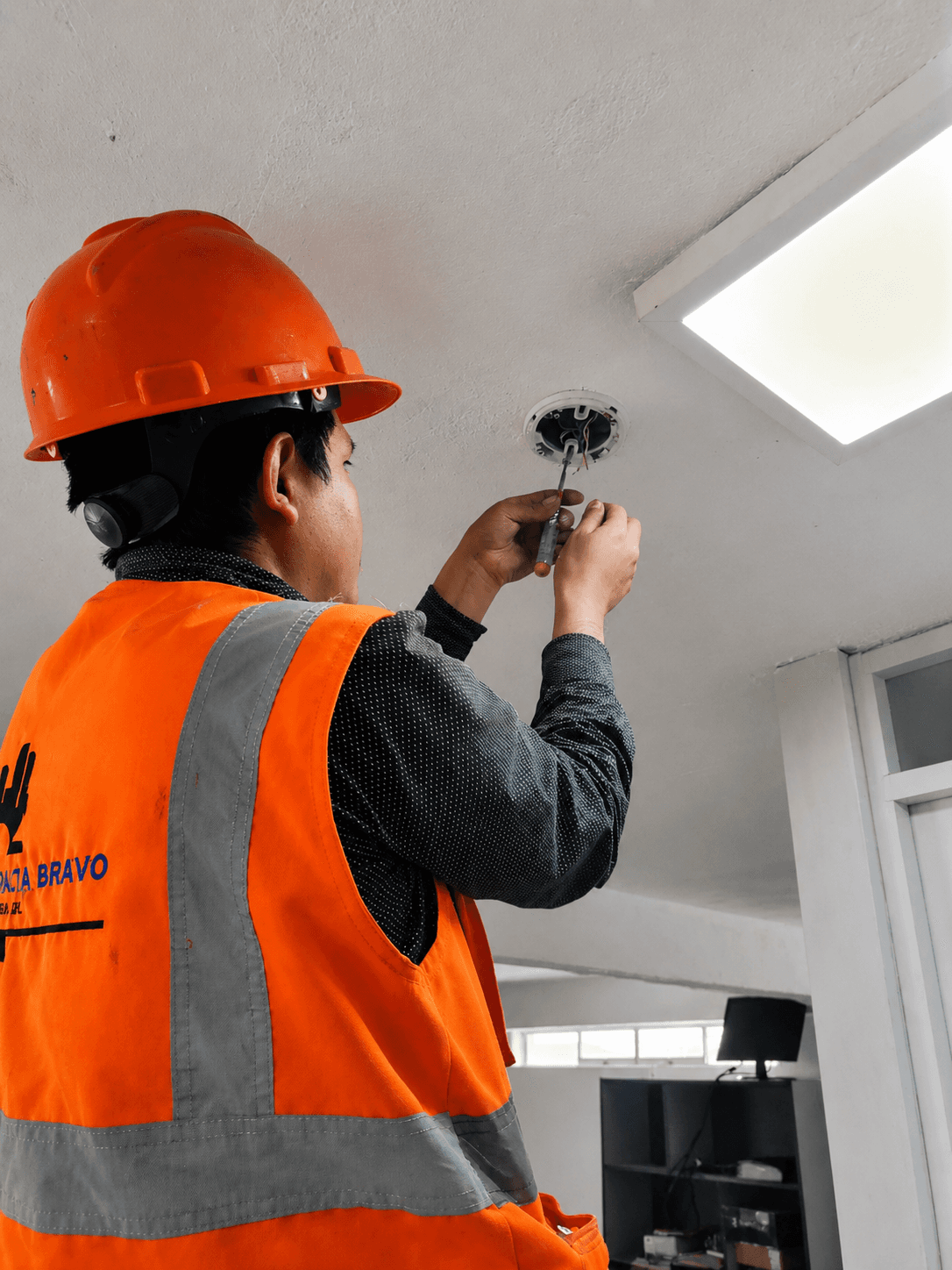 Servicios Eléctricos - Alarma Contra Incendios