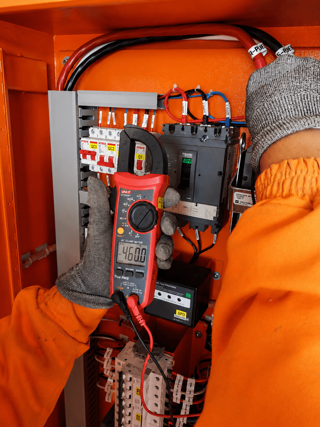 Proyecto Ejecutado de Servicios Eléctricos: Tablero de Transferencia Automática