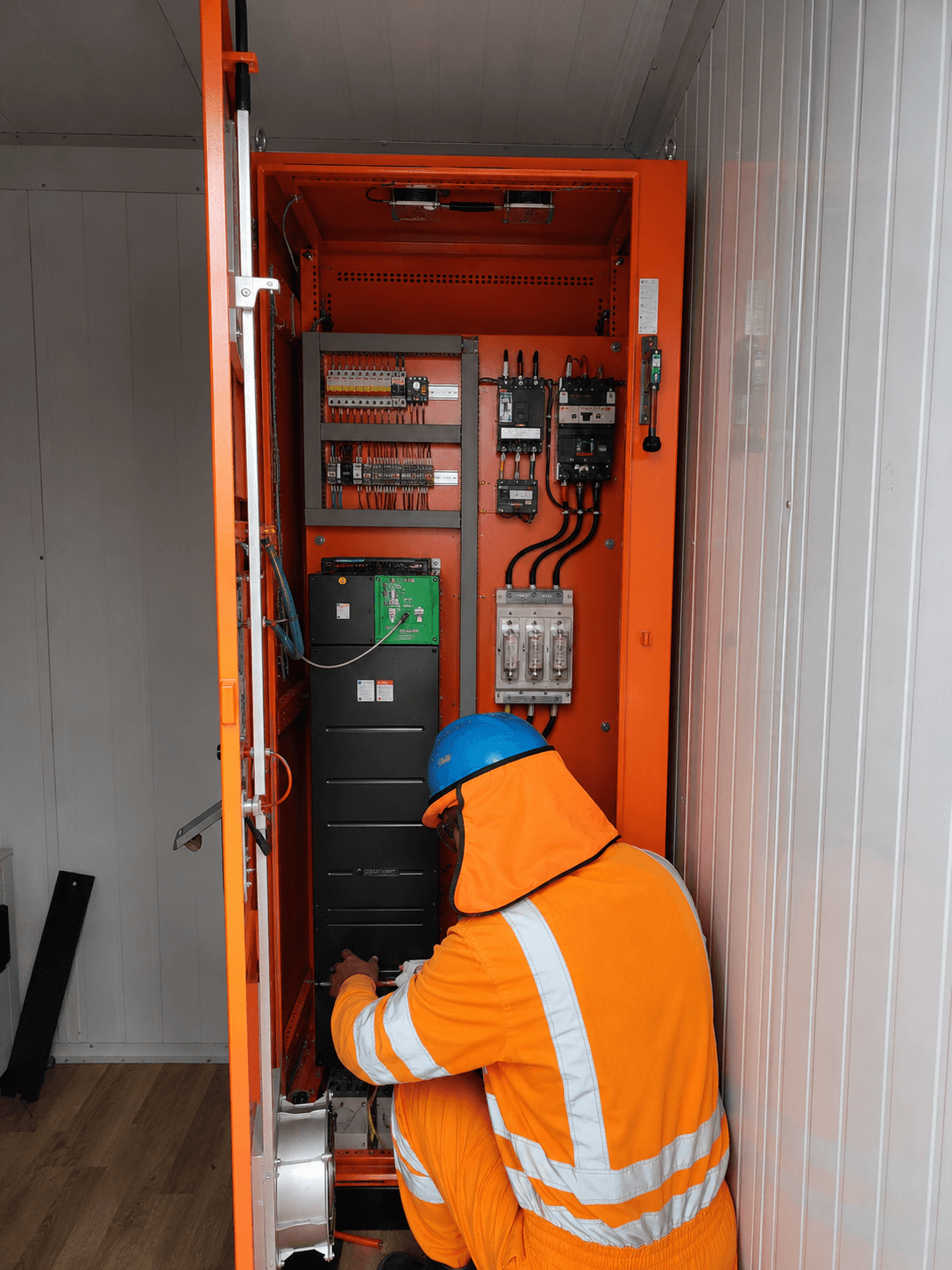 Cierre de depósito de relaves Fase 02 - poza norte - Empresa Minera en Caylloma